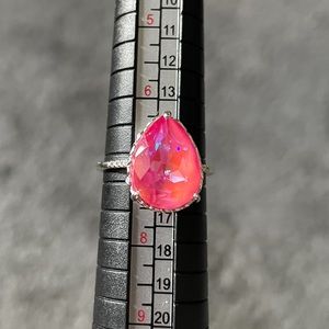 Satin Fragrant Jewels ring. Sz 7